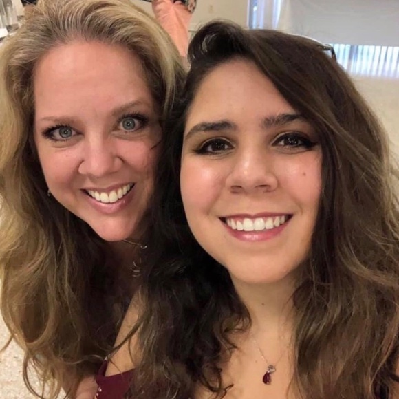 Meet your Posher, Annamarie - Picture 5 of 11